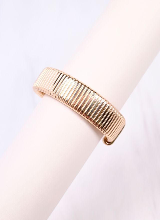 Brendan Ribbed Cuff Bracelet GOLD