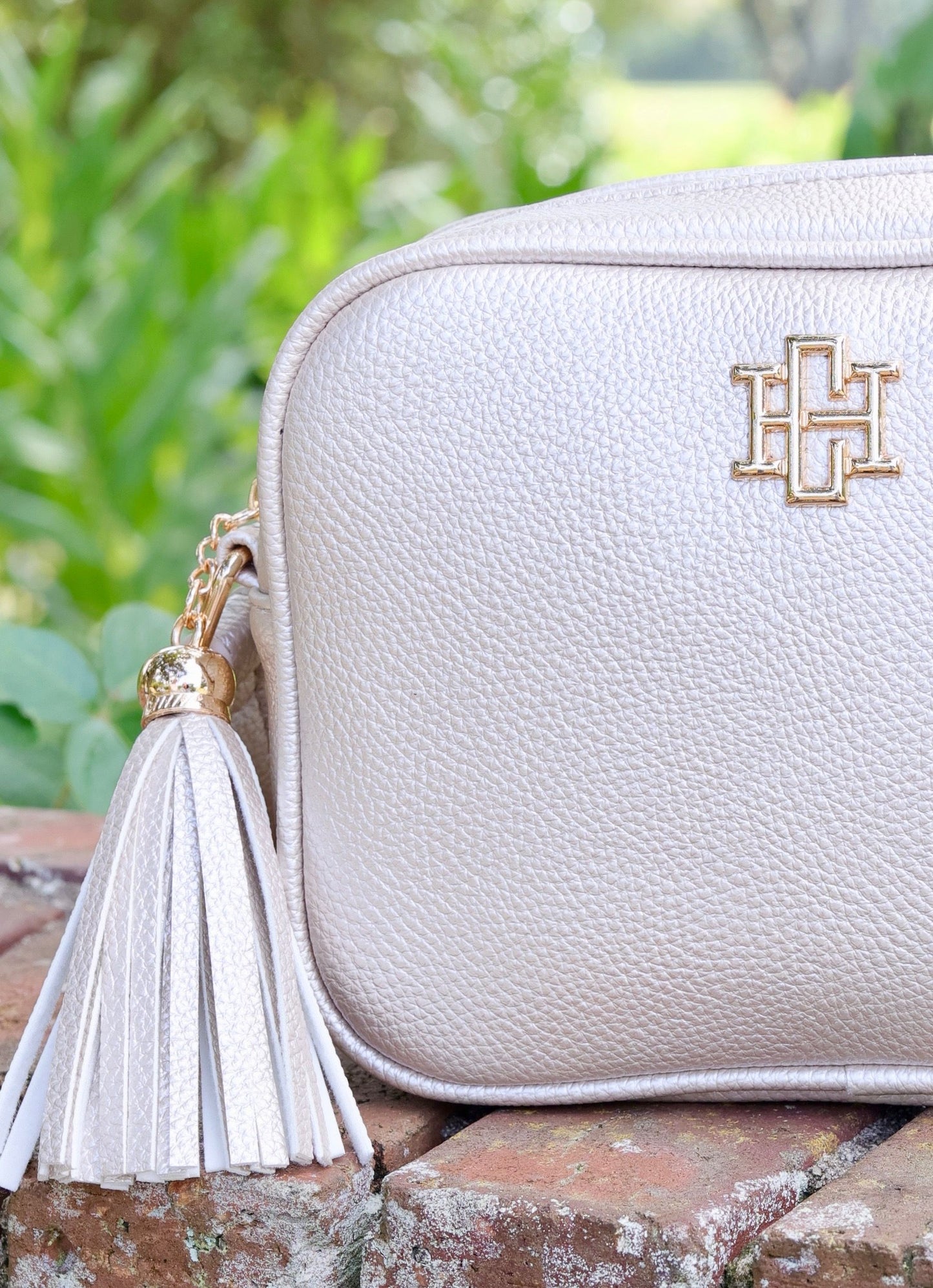 Rylie Crossbody with Tassel Pearl