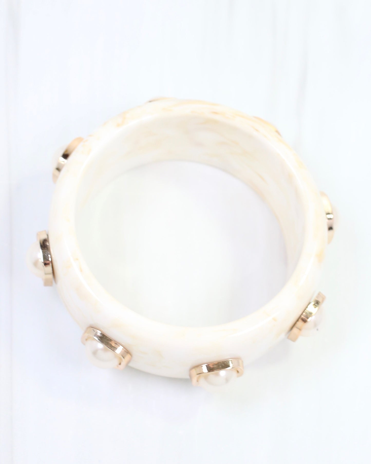 Aida Pearl Bangle Bracelet Ivory