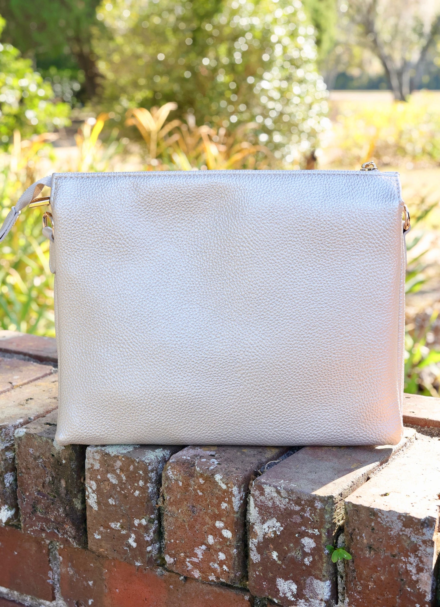 Ariana Crossbody Pearl