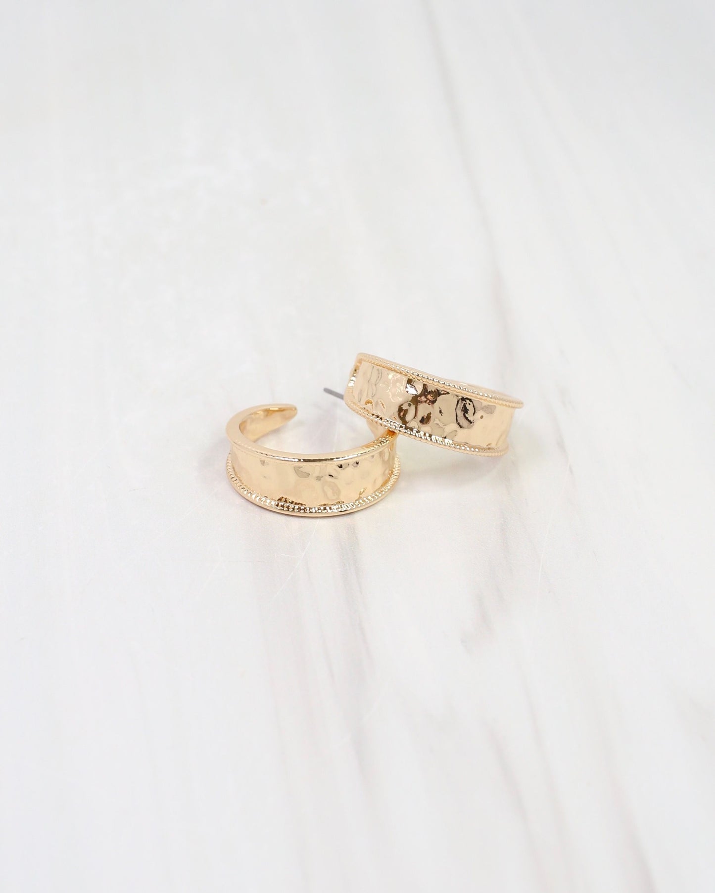 Cushing Hammered Hoop Earring Gold