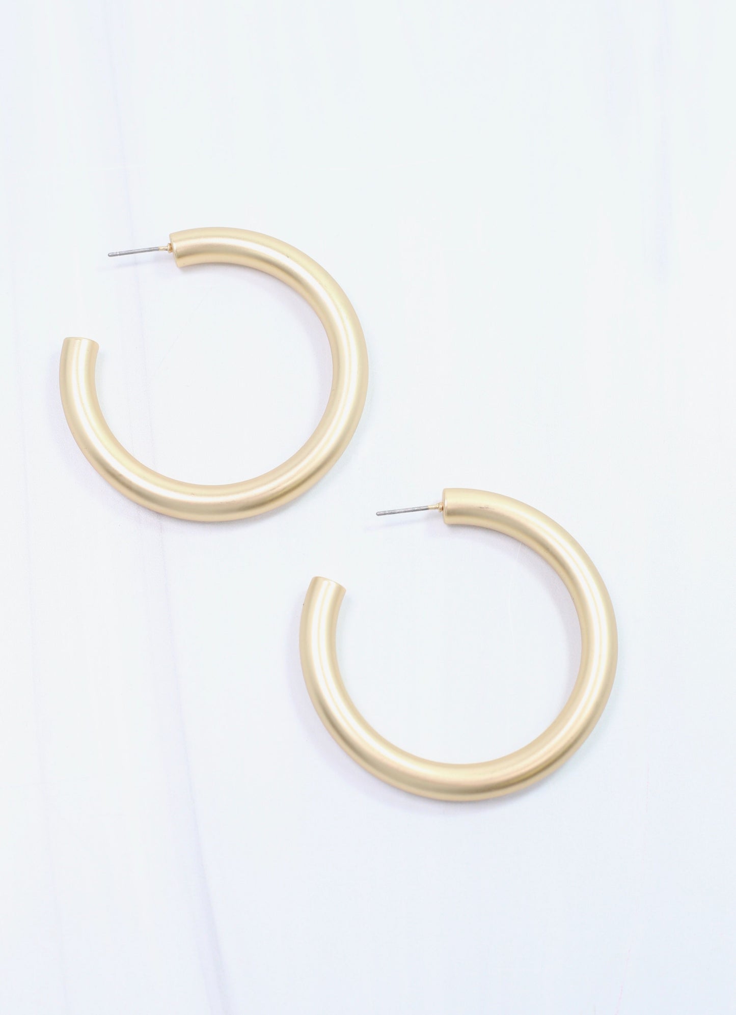 Perrineau Hoop Earring Matte Gold