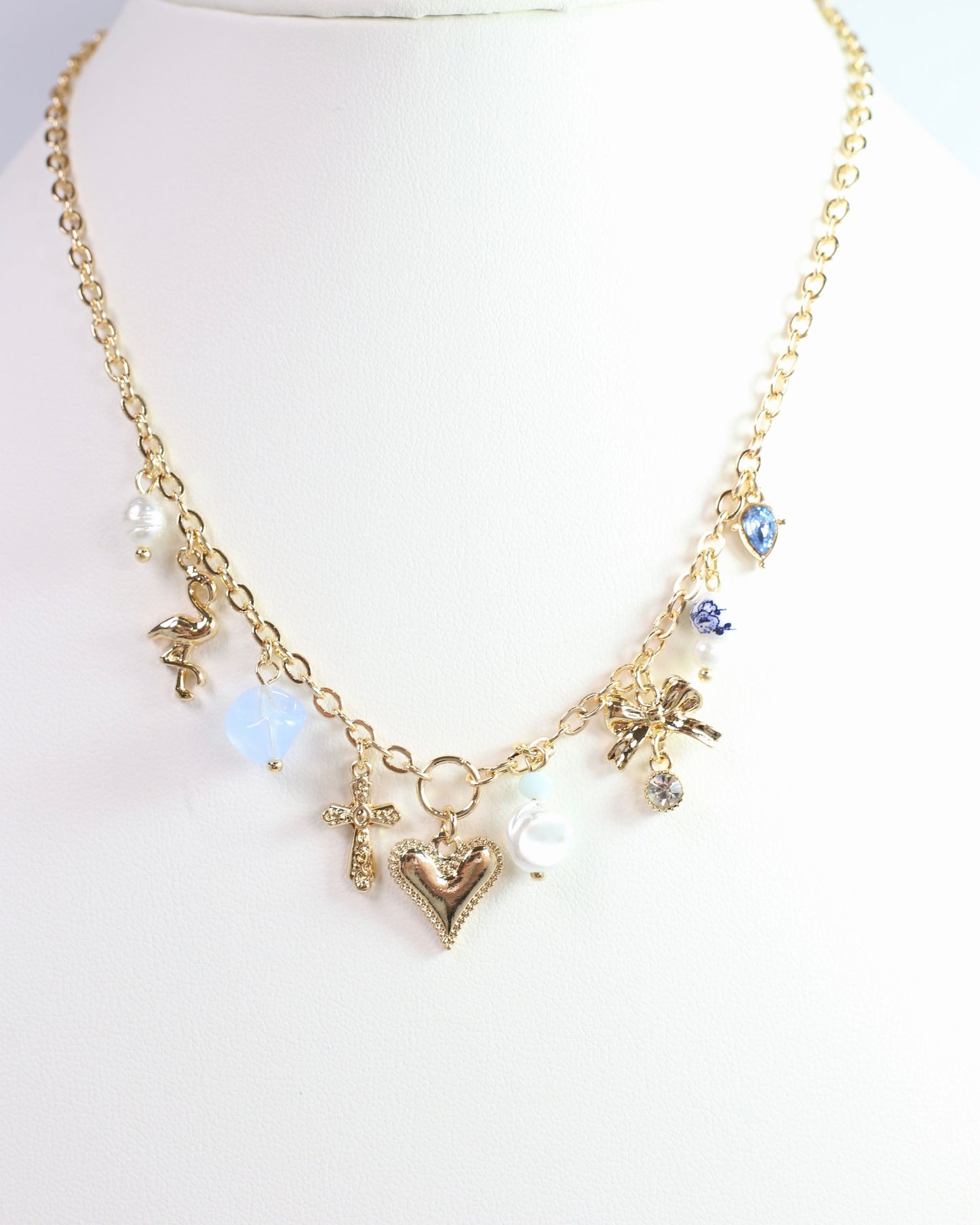 Chambers Charm Necklace Gold