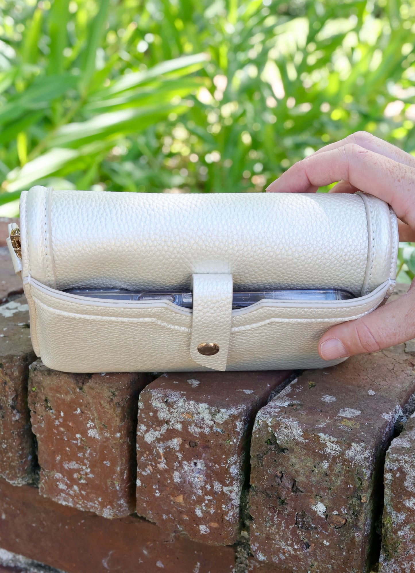 Maverick Crossbody with Pocket Pearl