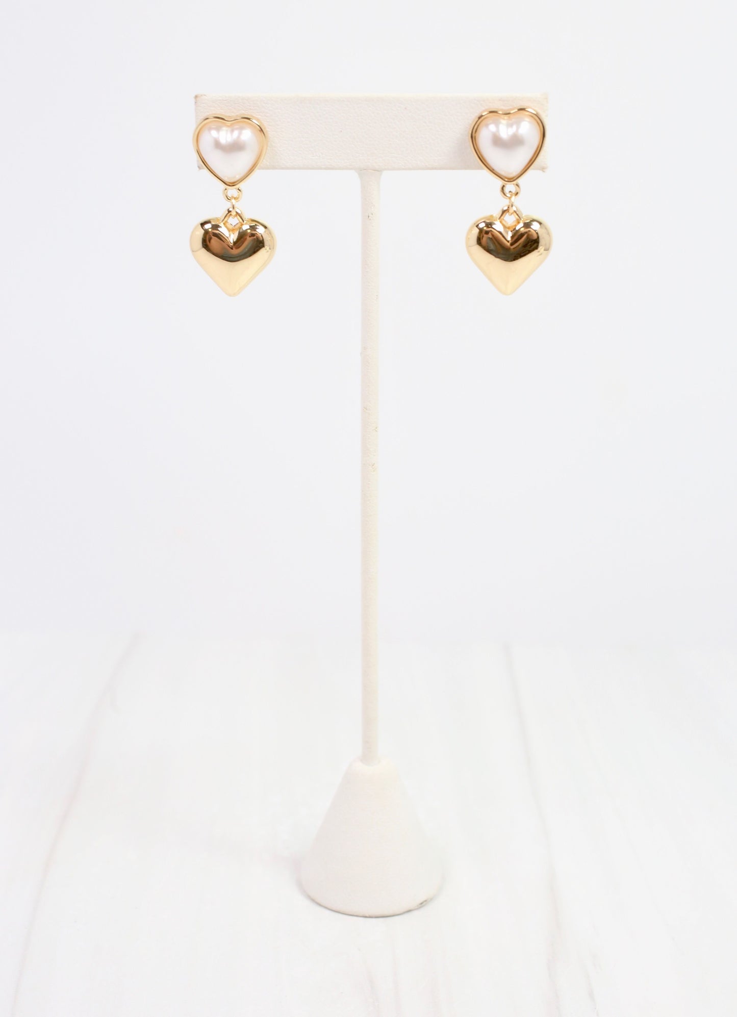 Mills Heart Drop Earring Gold