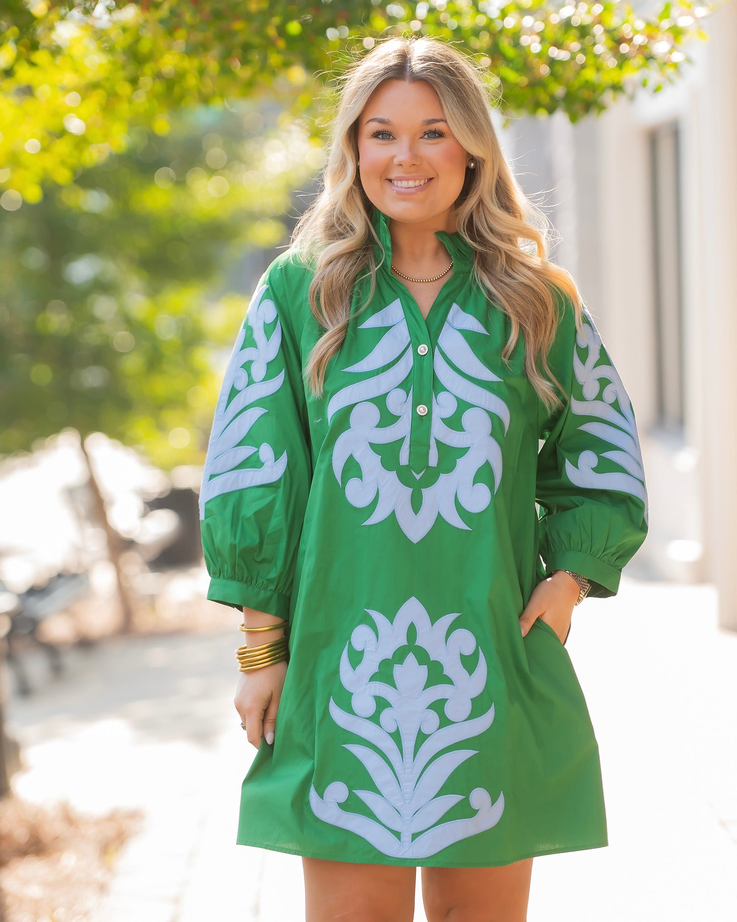 Monroe Floral Applique Shift Dress-Kelly Green