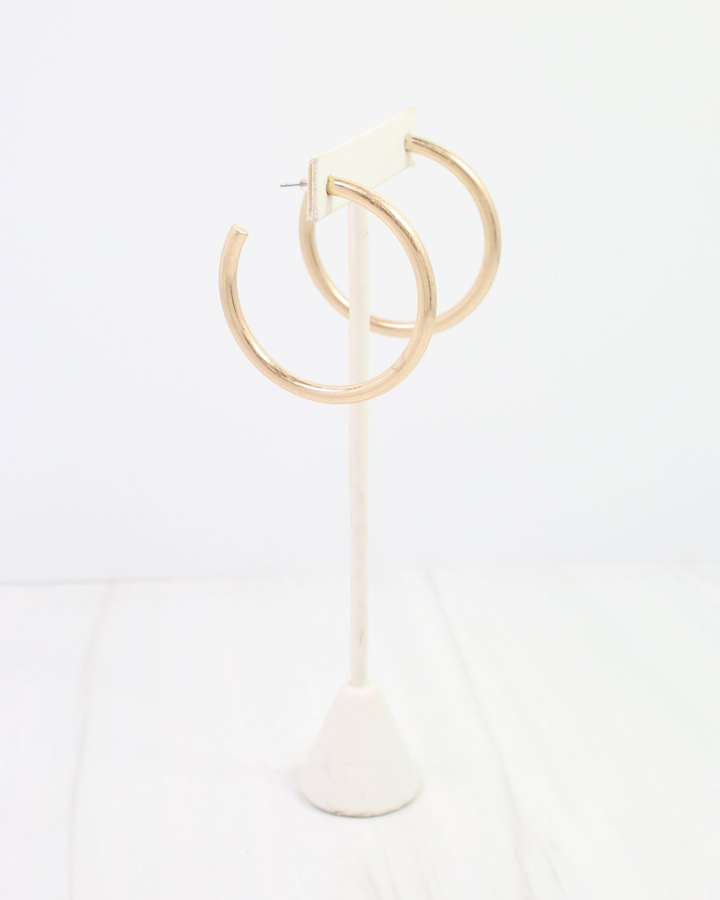 Lexi Large Hoop Earring WR Worn Gold