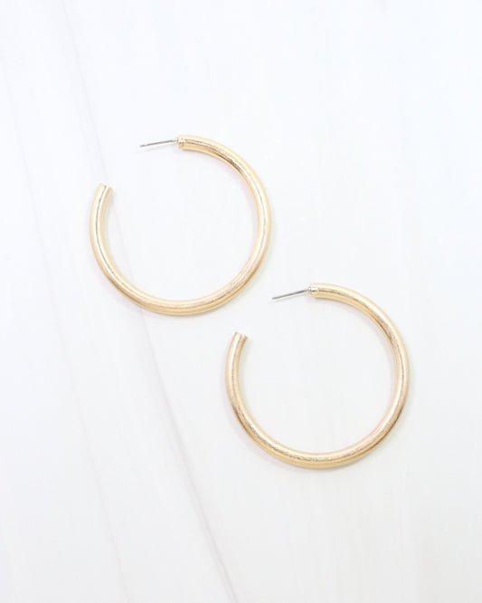 Lexi Large Hoop Earring WR Worn Gold