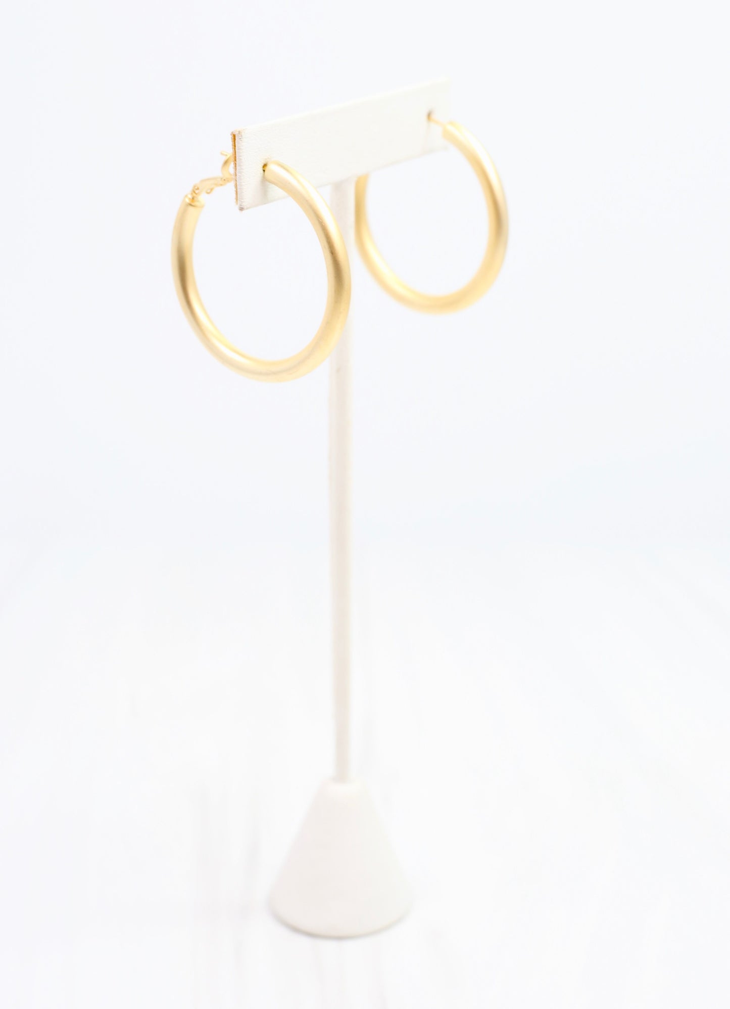 Daniele Hoop Earring Matte Gold