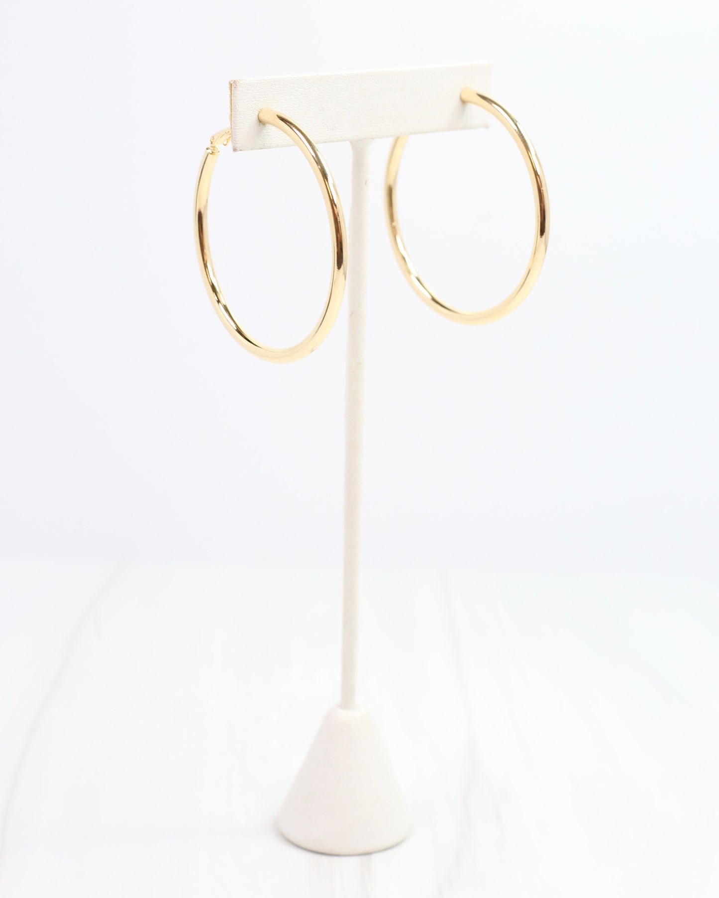 Lucille Hoop Earring Shiny Gold