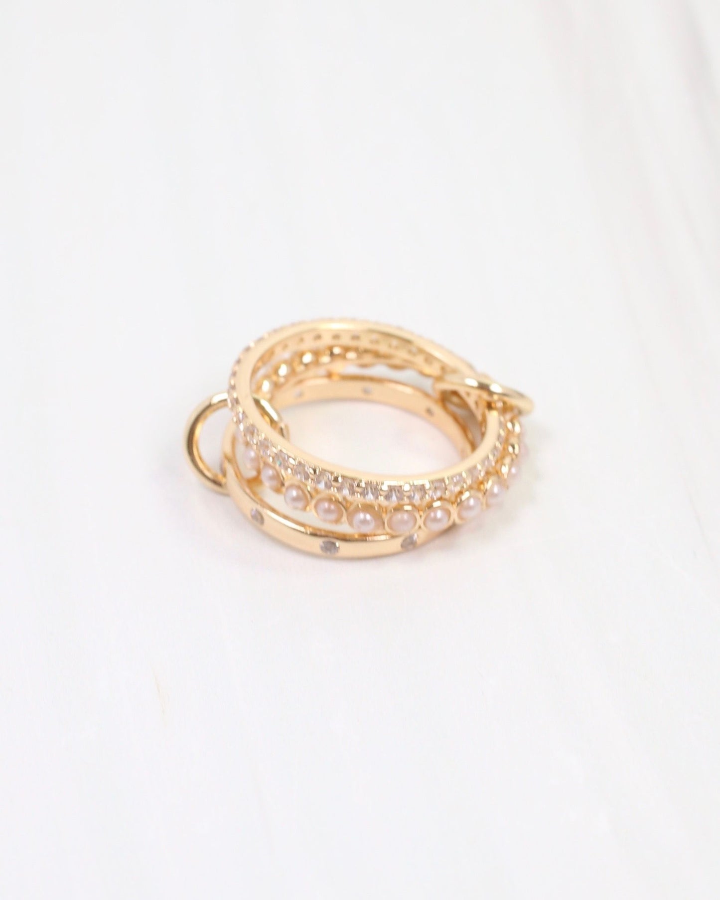 Caldwell Interlocking CZ Ring WR Gold