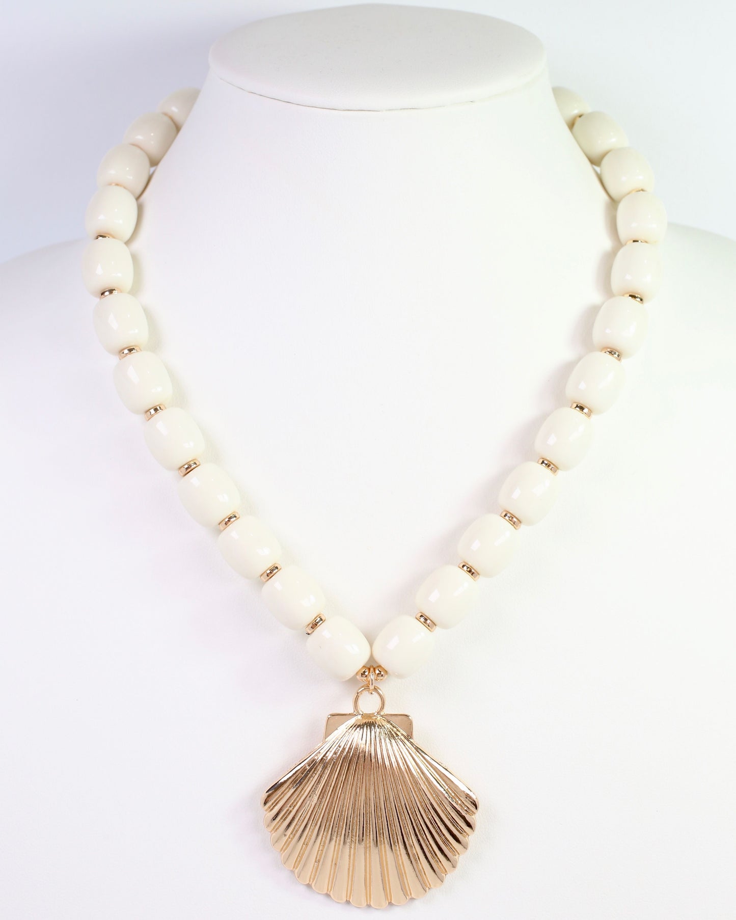 Muriel Beaded Shell Necklace Ivory