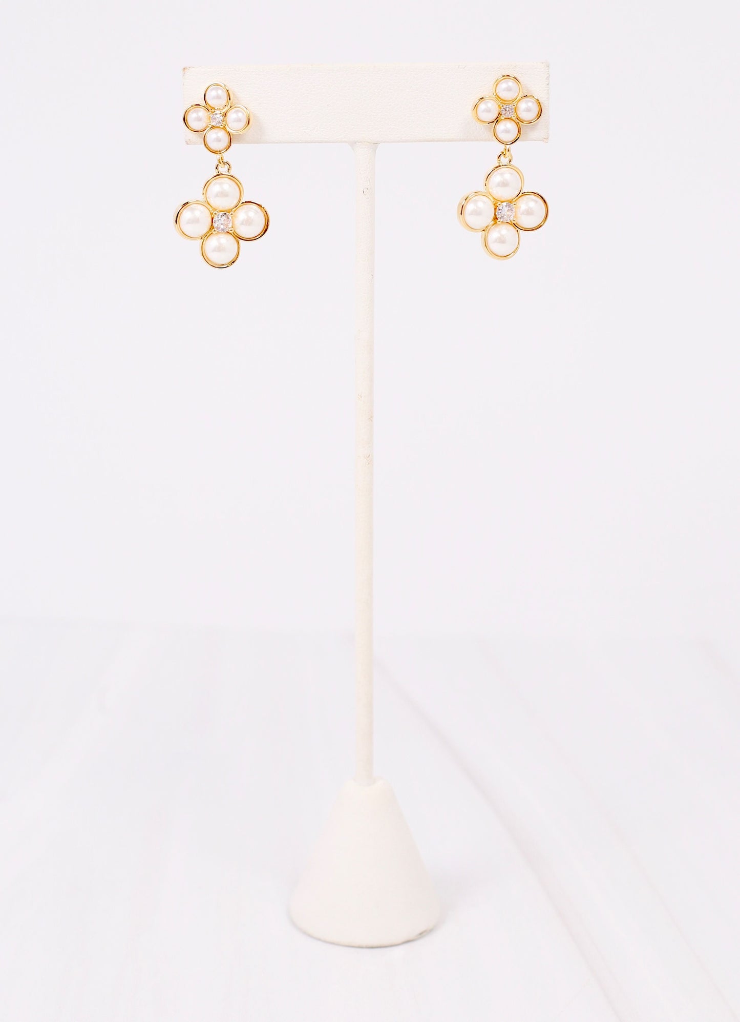 Daren Pearl Drop Earring CREAM