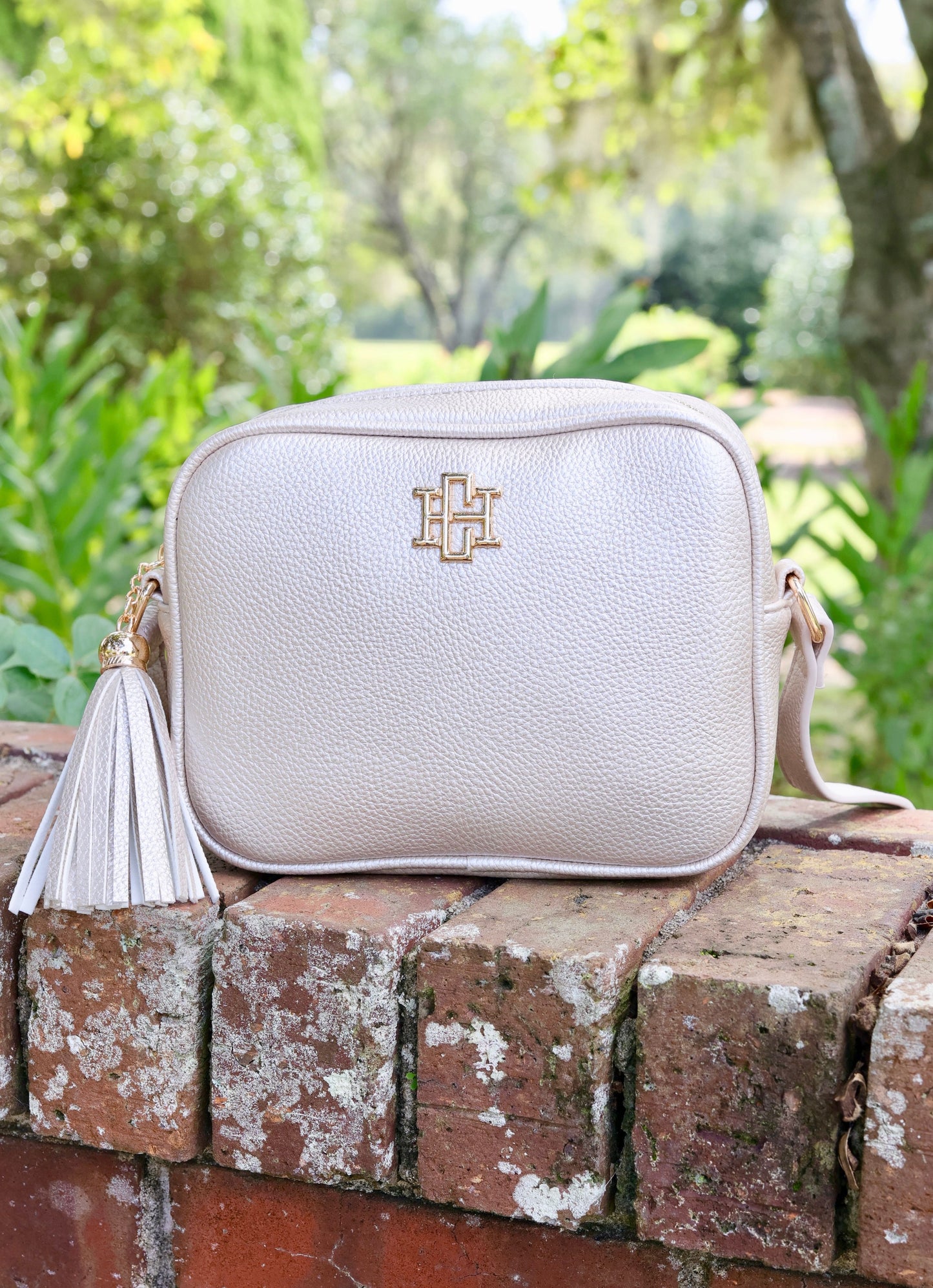 Rylie Crossbody with Tassel Pearl