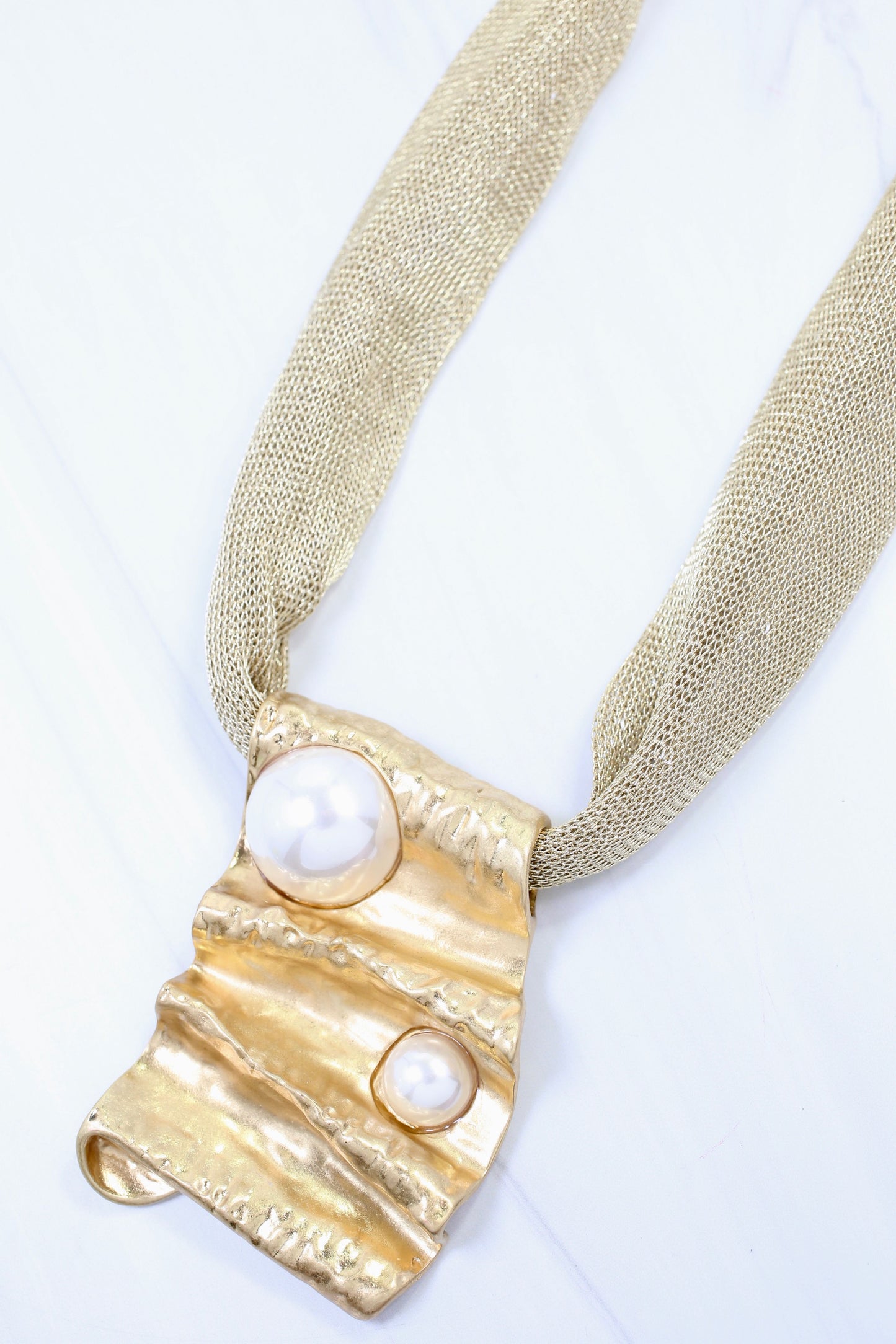 Troy Mesh Pearl Statement Necklace Gold