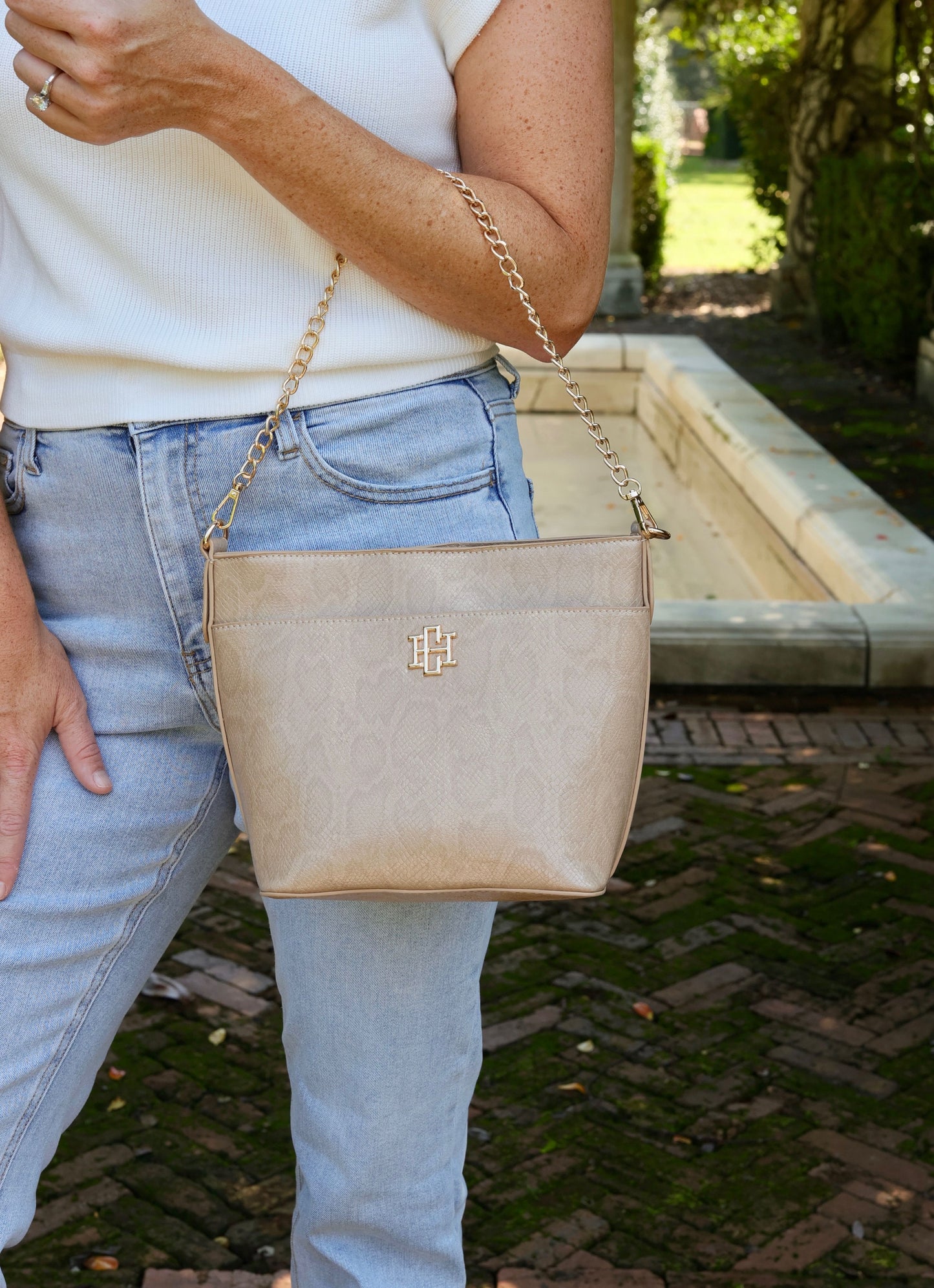 Brielle Bucket Bag TAUPE ES