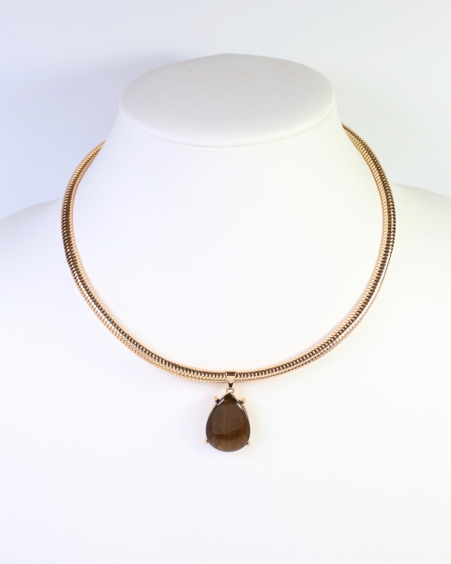 New Windsor Pendant Chain Necklace Tortoise