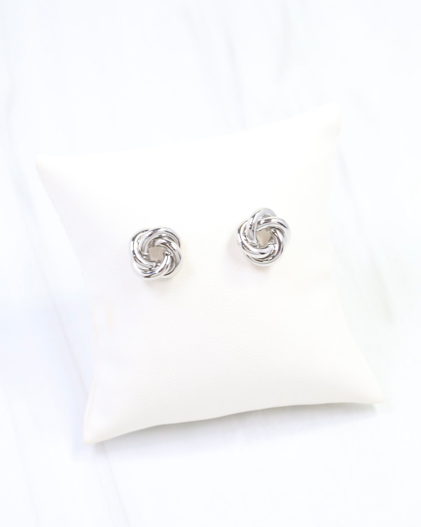 Claudia Knot Stud Earring Silver