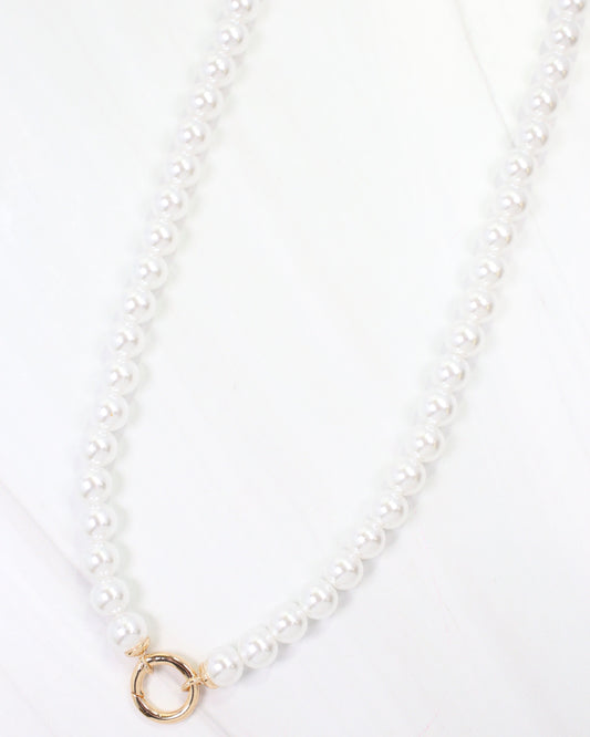 Oberlin Pearl Necklace with Charm Clasp Cream