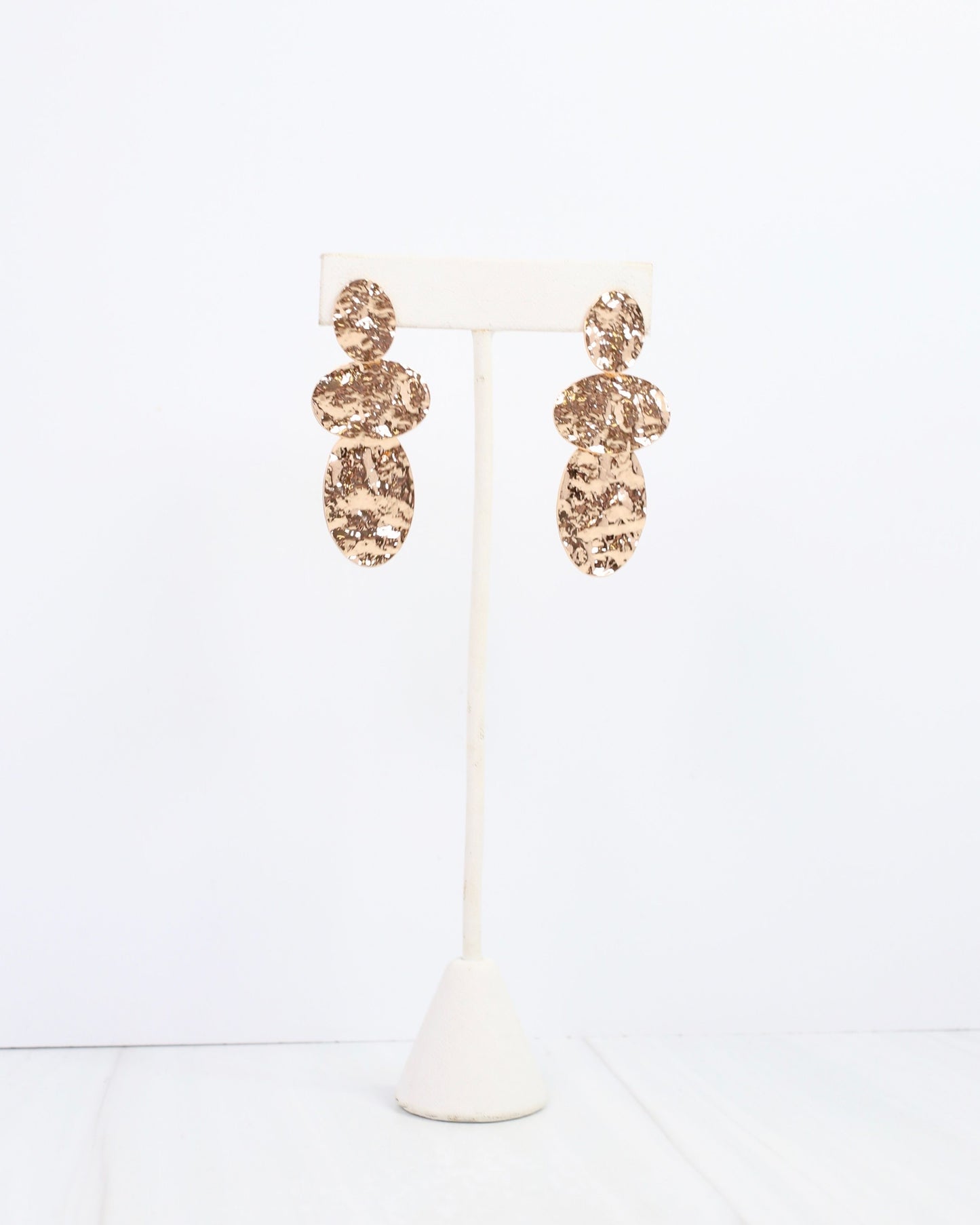 Monza Hammered Dangle Earring Gold