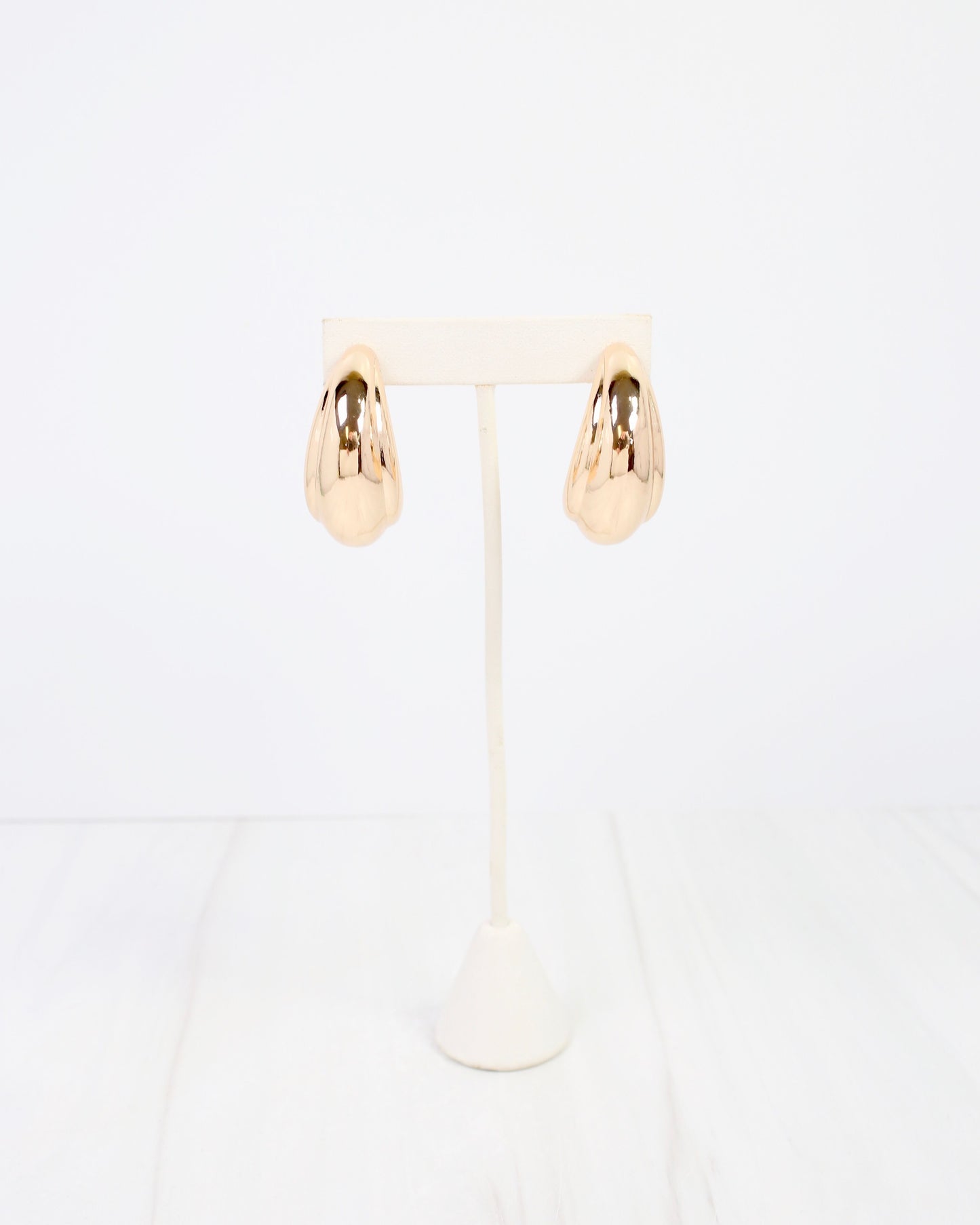 Gastonia Thick Hoop Earring WR Gold