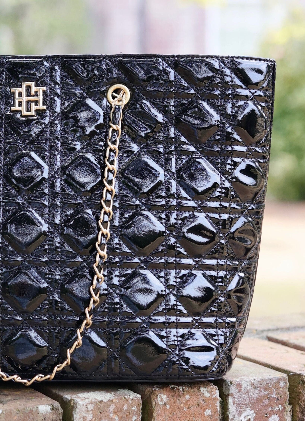 Quentin Quilted Tote BLACK - Caroline Hill