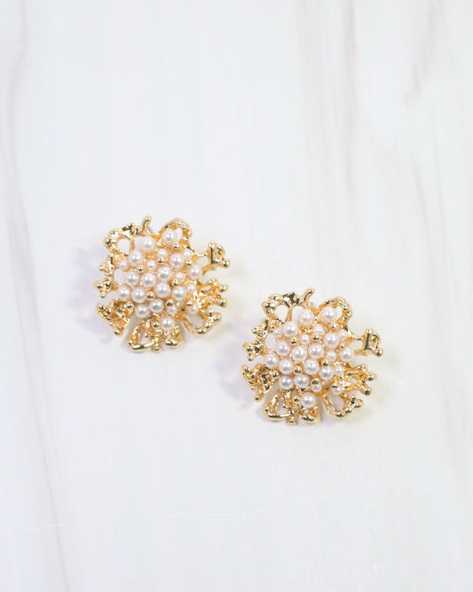Juno Pearl Cluster Post Earring Gold