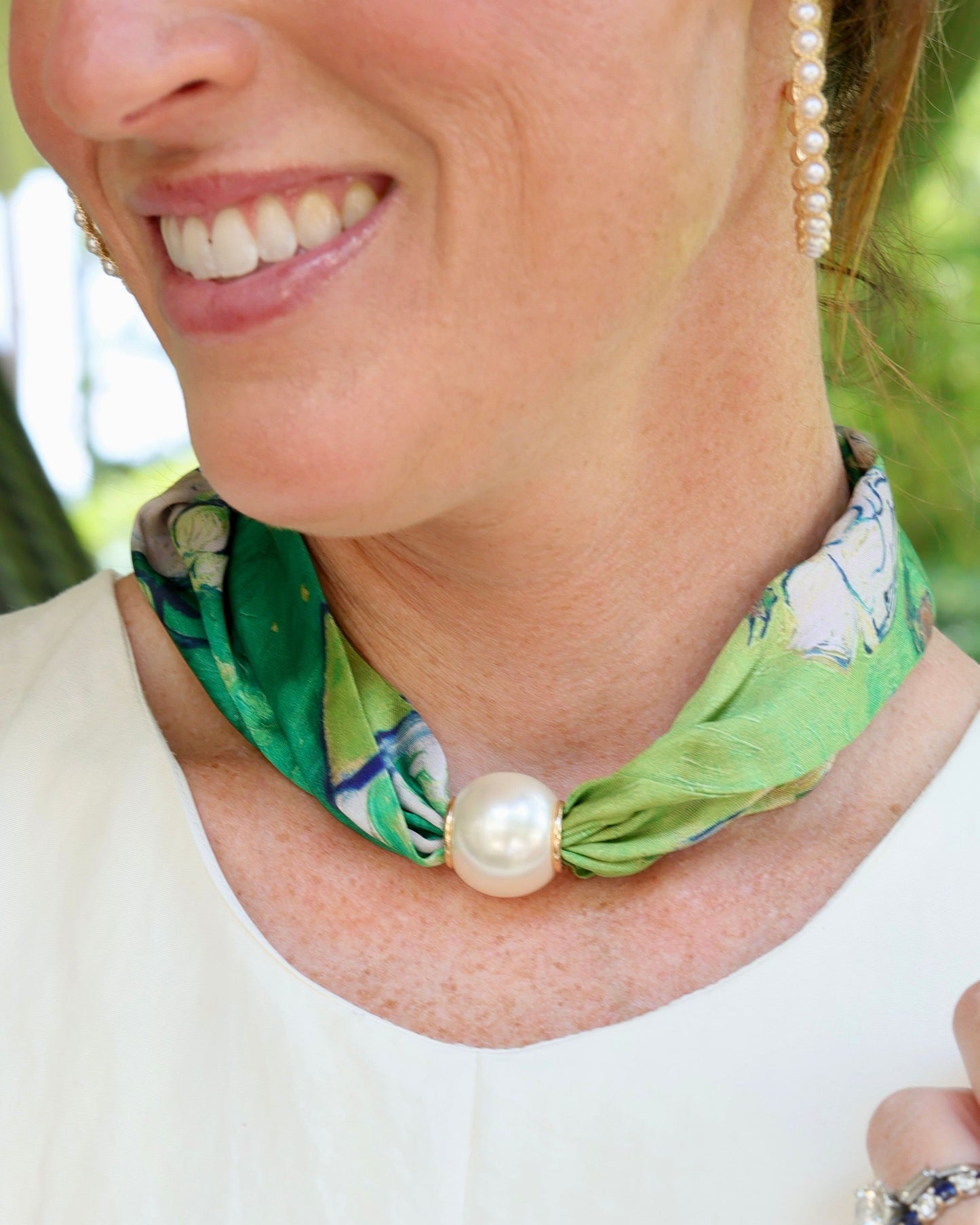 Two Strand Magnetic Pearl Scarf Necklace Green