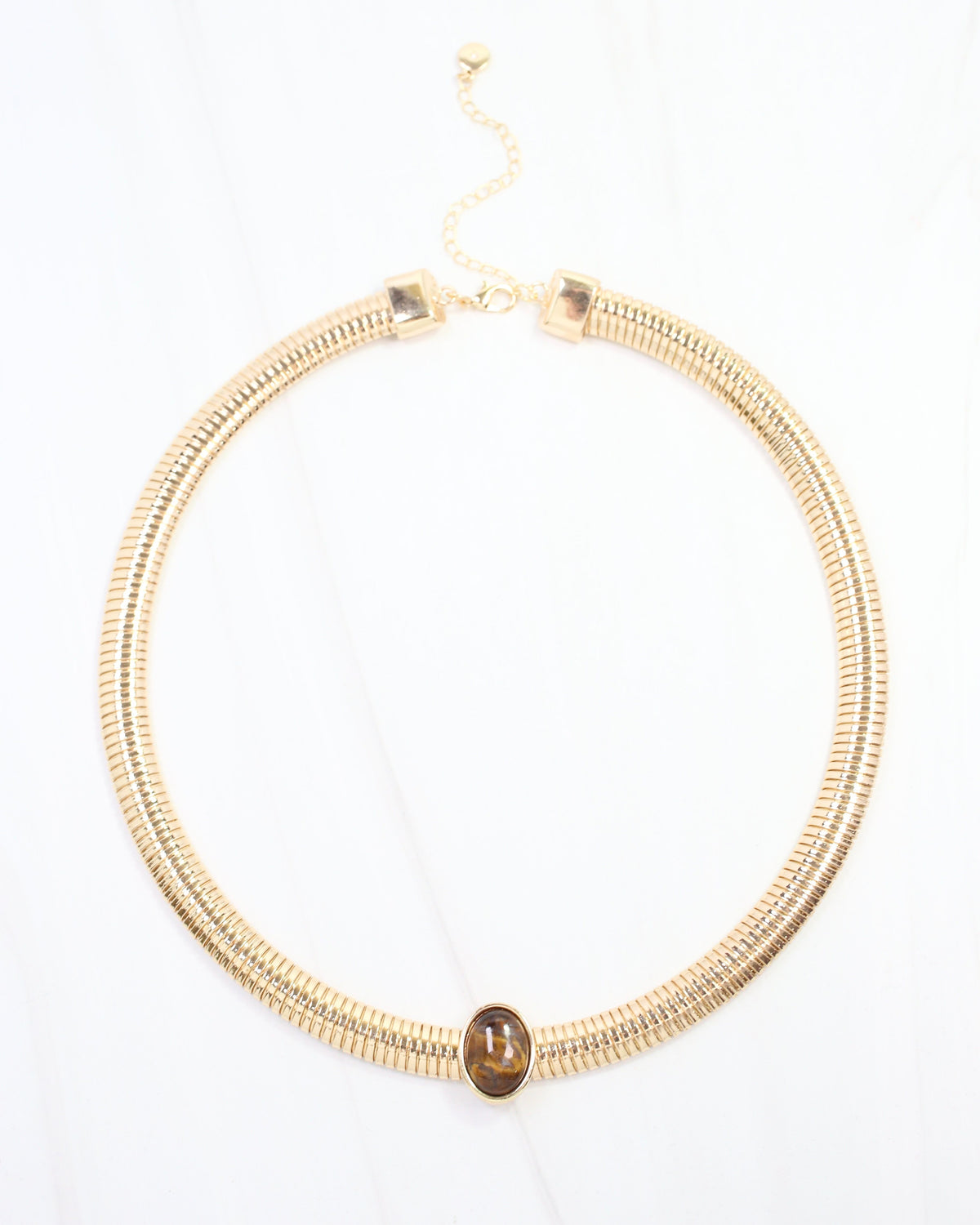 Magali Ribbed Collar Necklace with Stone Gold