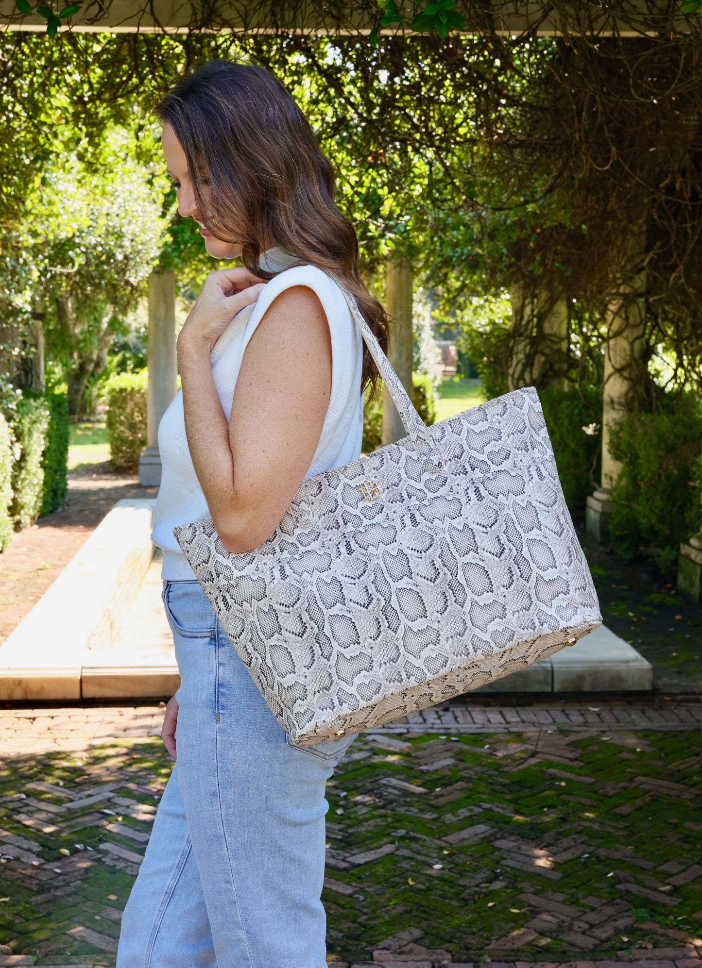 Daniela Large Tote Mocha ES