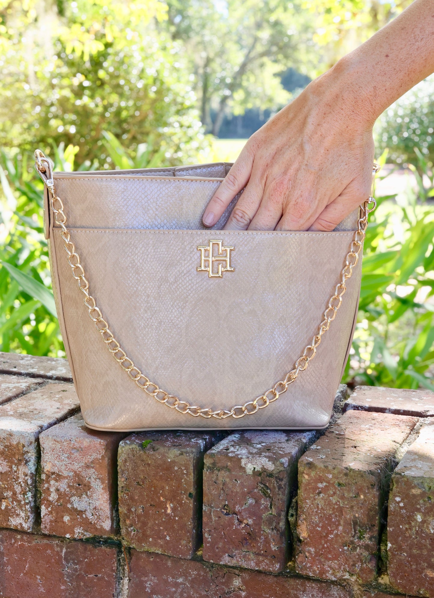 Brielle Bucket Bag TAUPE ES