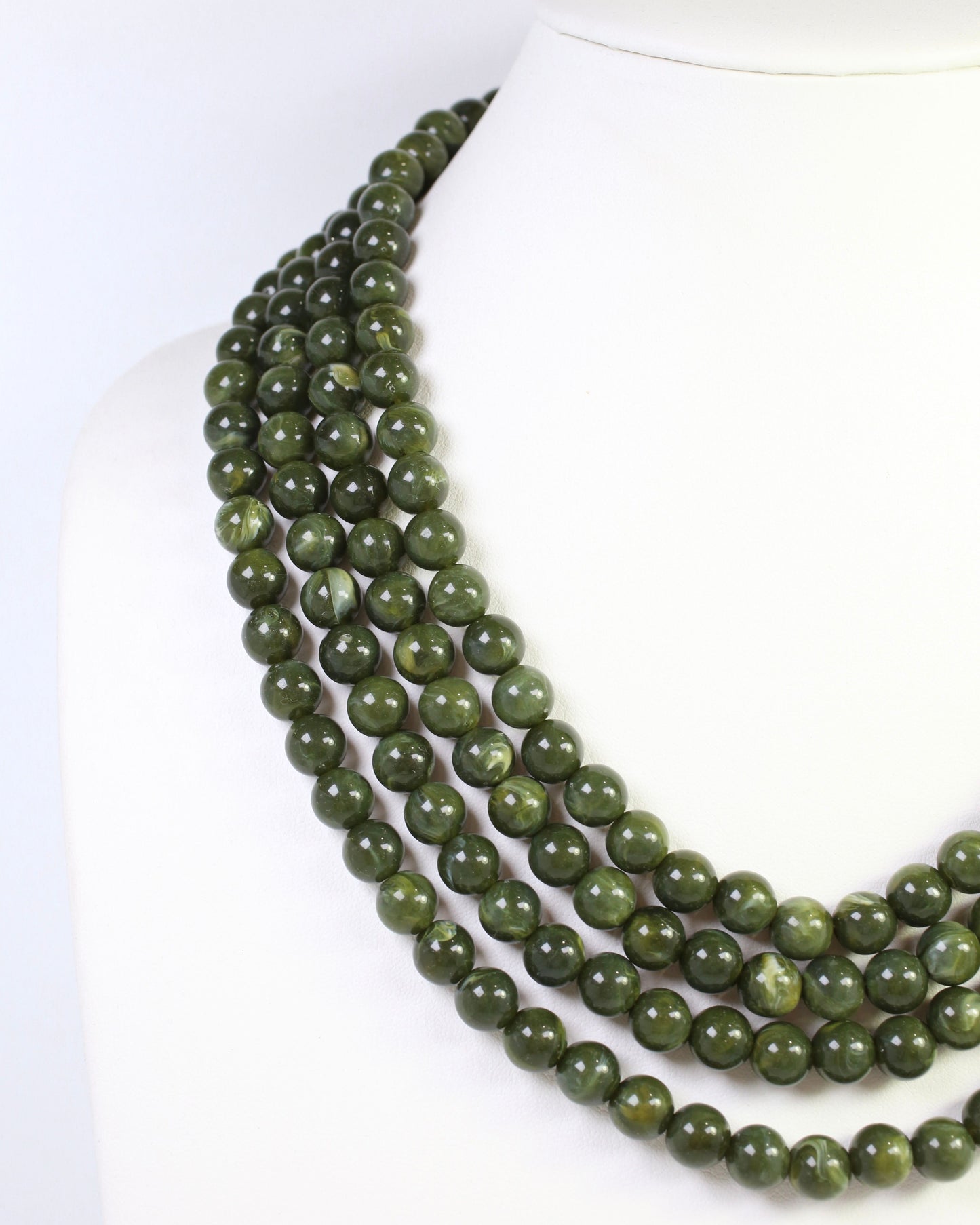 Micah Beaded Buckle Necklace Olive
