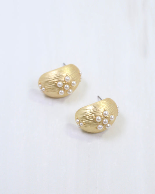 Bailee Pearl Flower Oval Earring Matte Gold