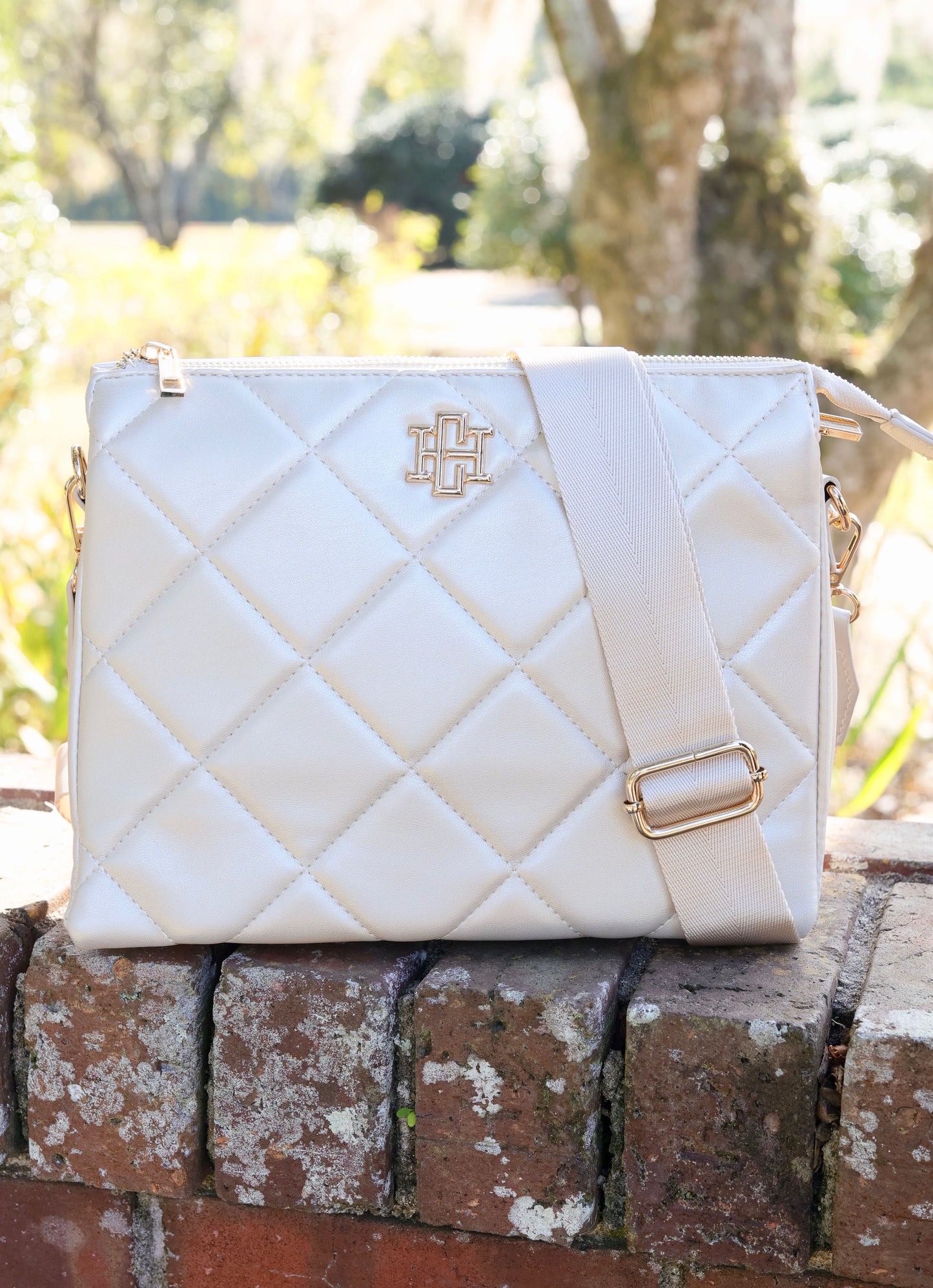 Ariana Crossbody Pearl Quilted LD