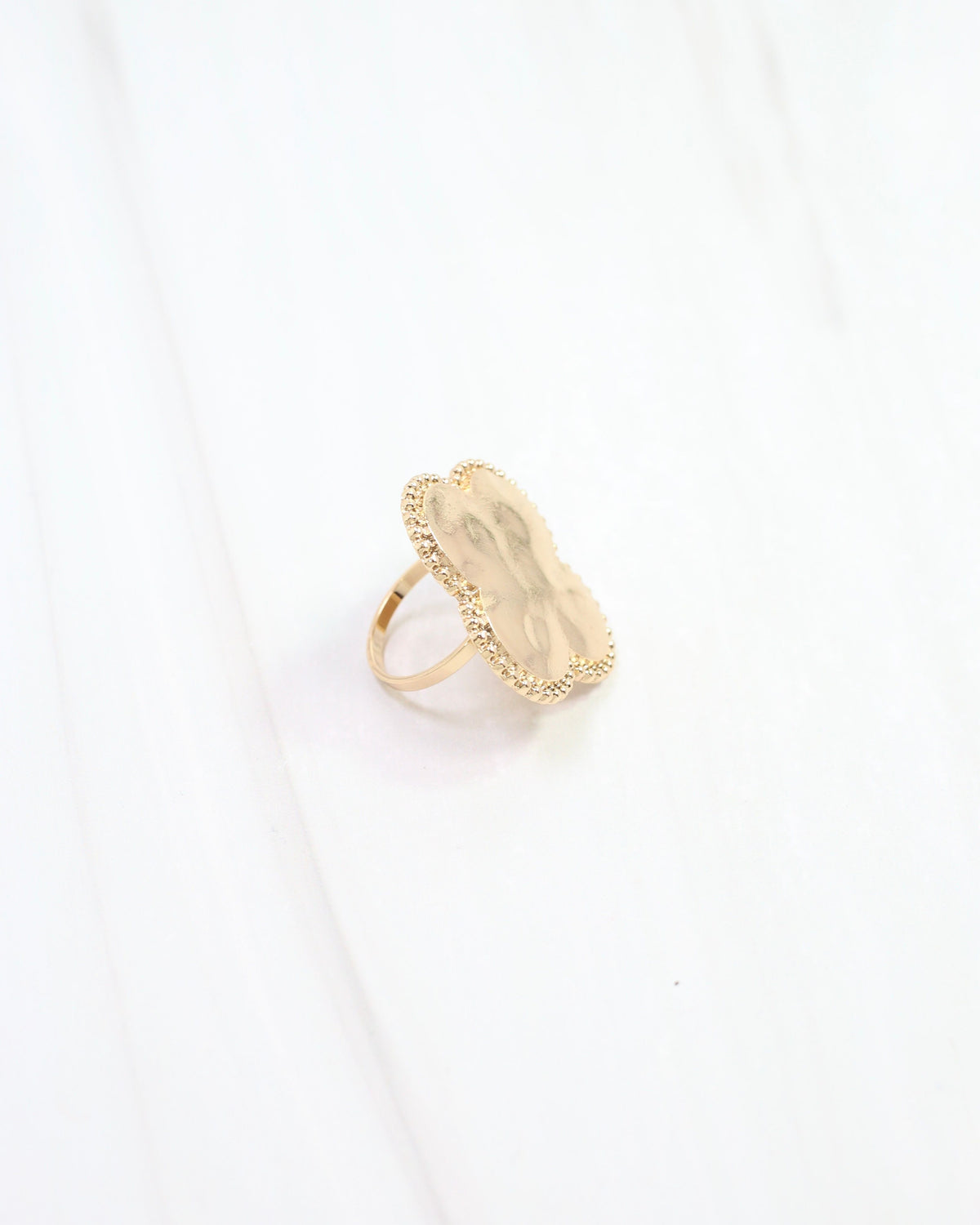 Cloey Clover Scarf Ring Gold