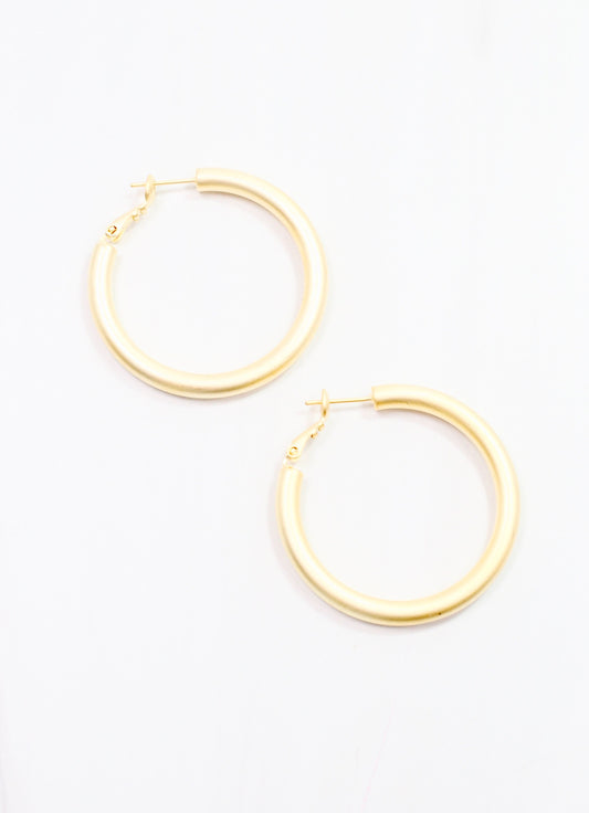 Daniele Hoop Earring Matte Gold