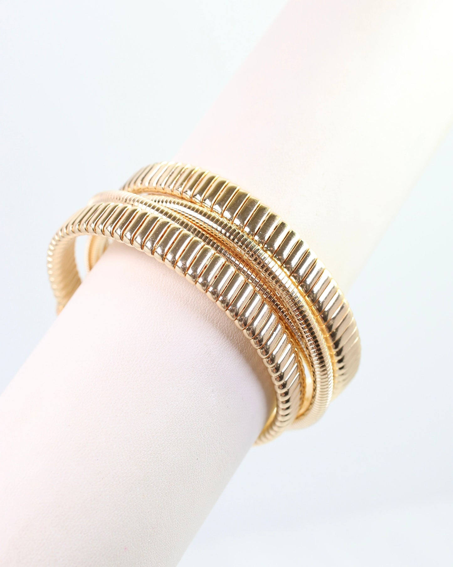 Diana Ribbed Cuff Bracelet Gold