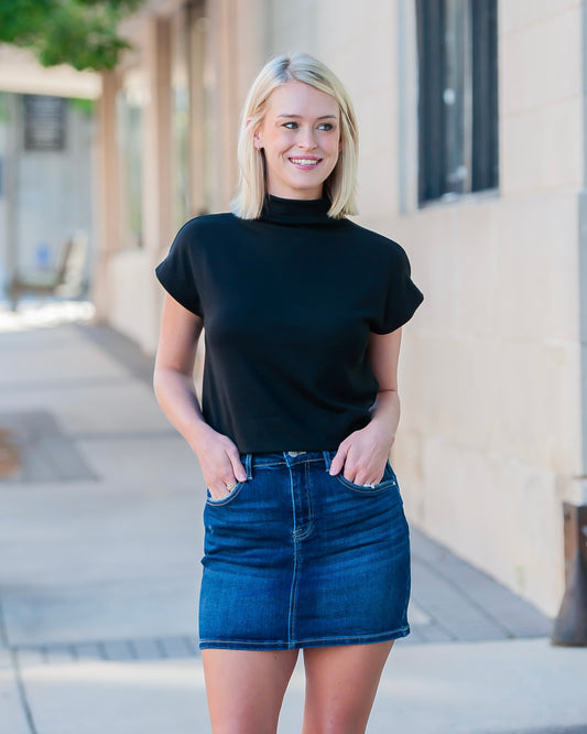 Shields Mock Neck Top- Black