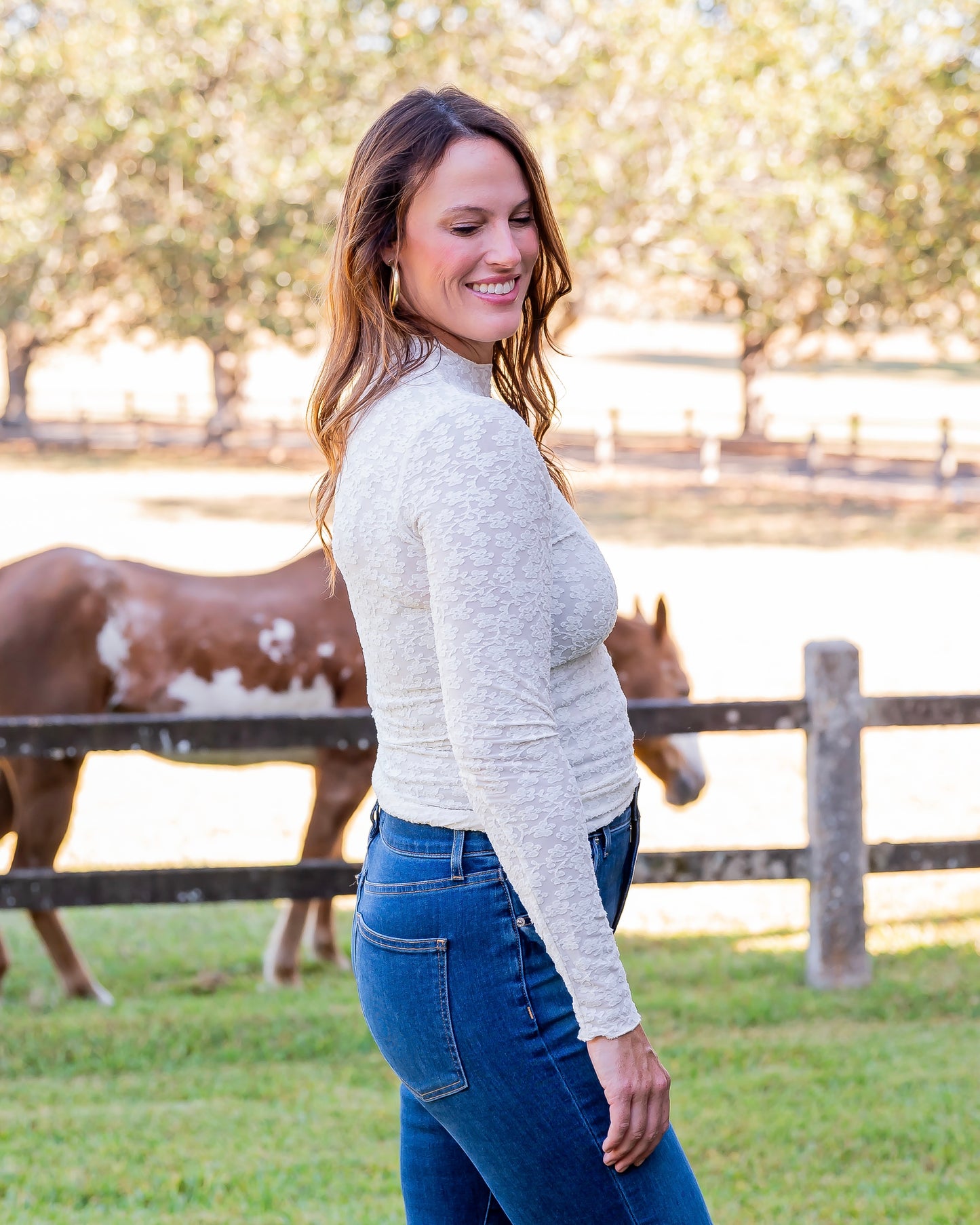 Meredith Lace Fitted Top-Ivory