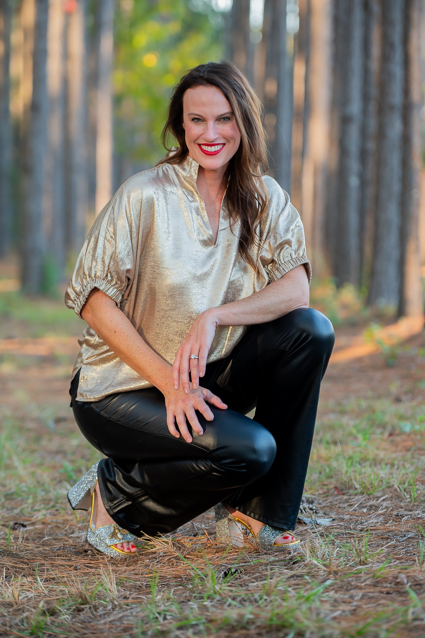 Tena Metallic V-Neck - Gold