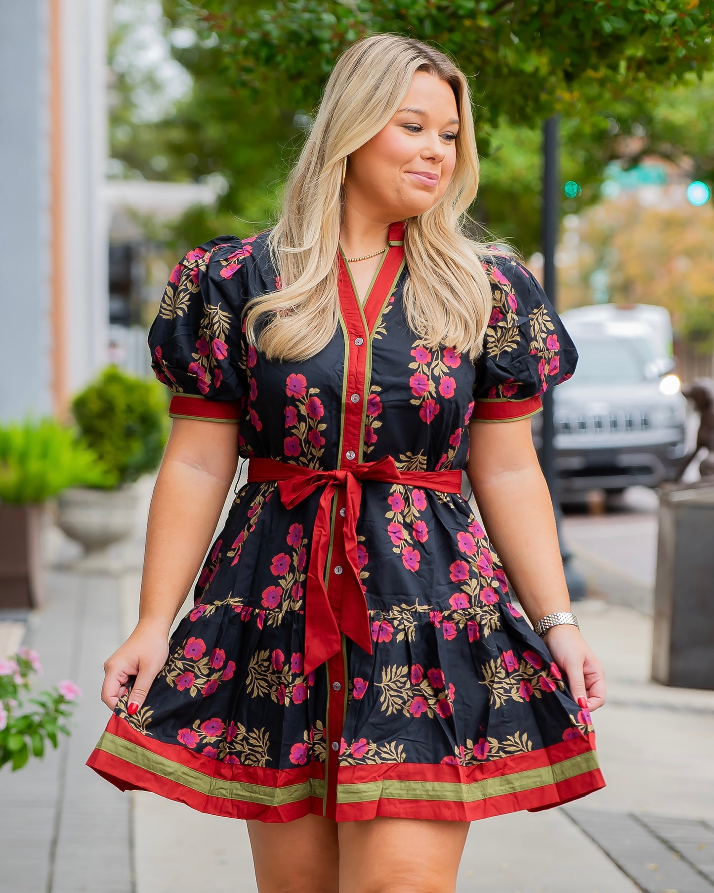 Irvin Floral Dress with Belt- Black