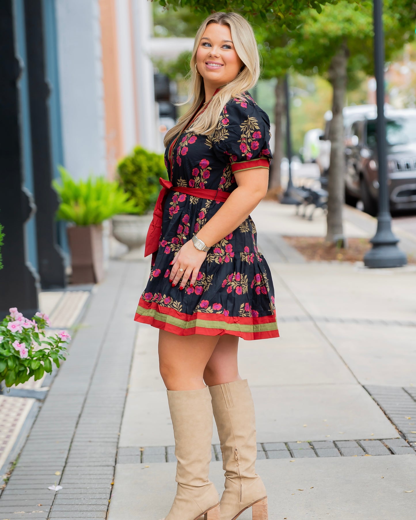 Irvin Floral Dress with Belt- Black