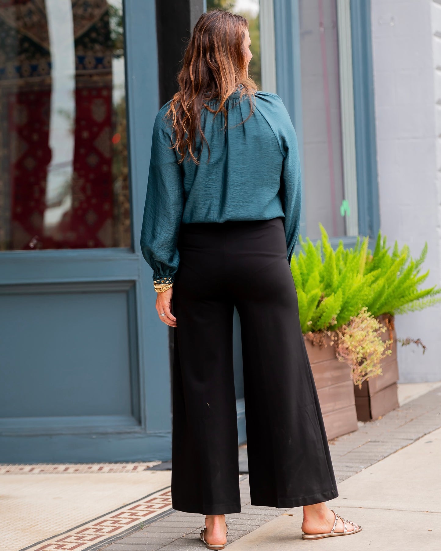 Polly Ponte Flared Pants- Black