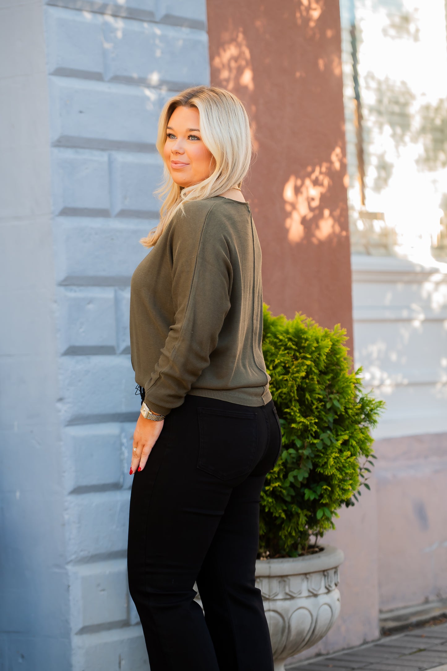 Lora V-Neck Sweater-Olive