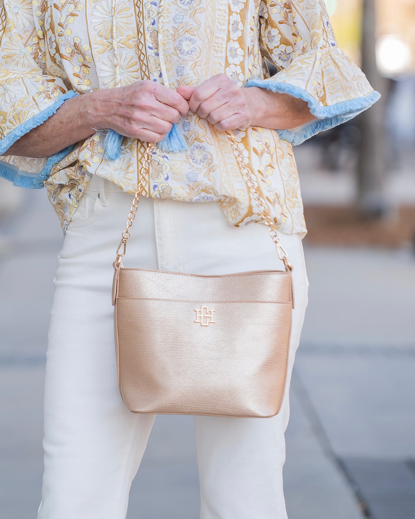 Brielle Bucket Bag Woven Gold