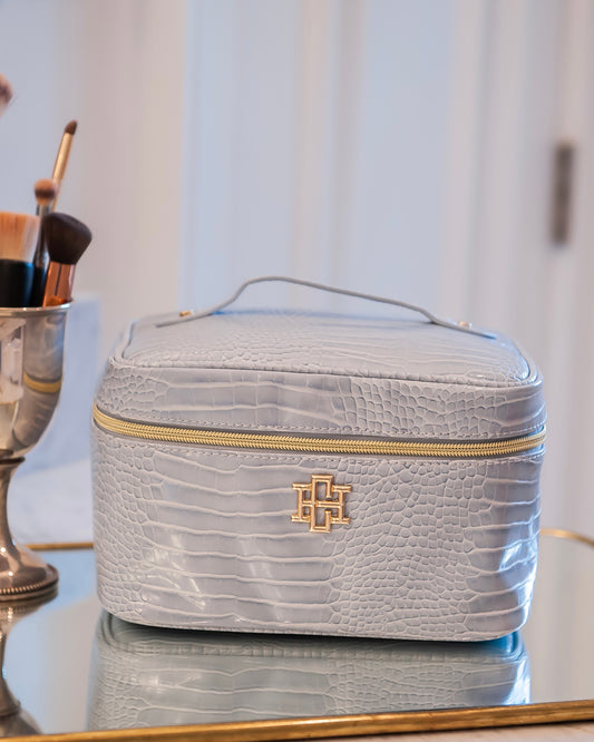 Hampton Train Case Baby Blue EC