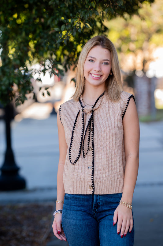 Crowder Knot Sweater-Taupe