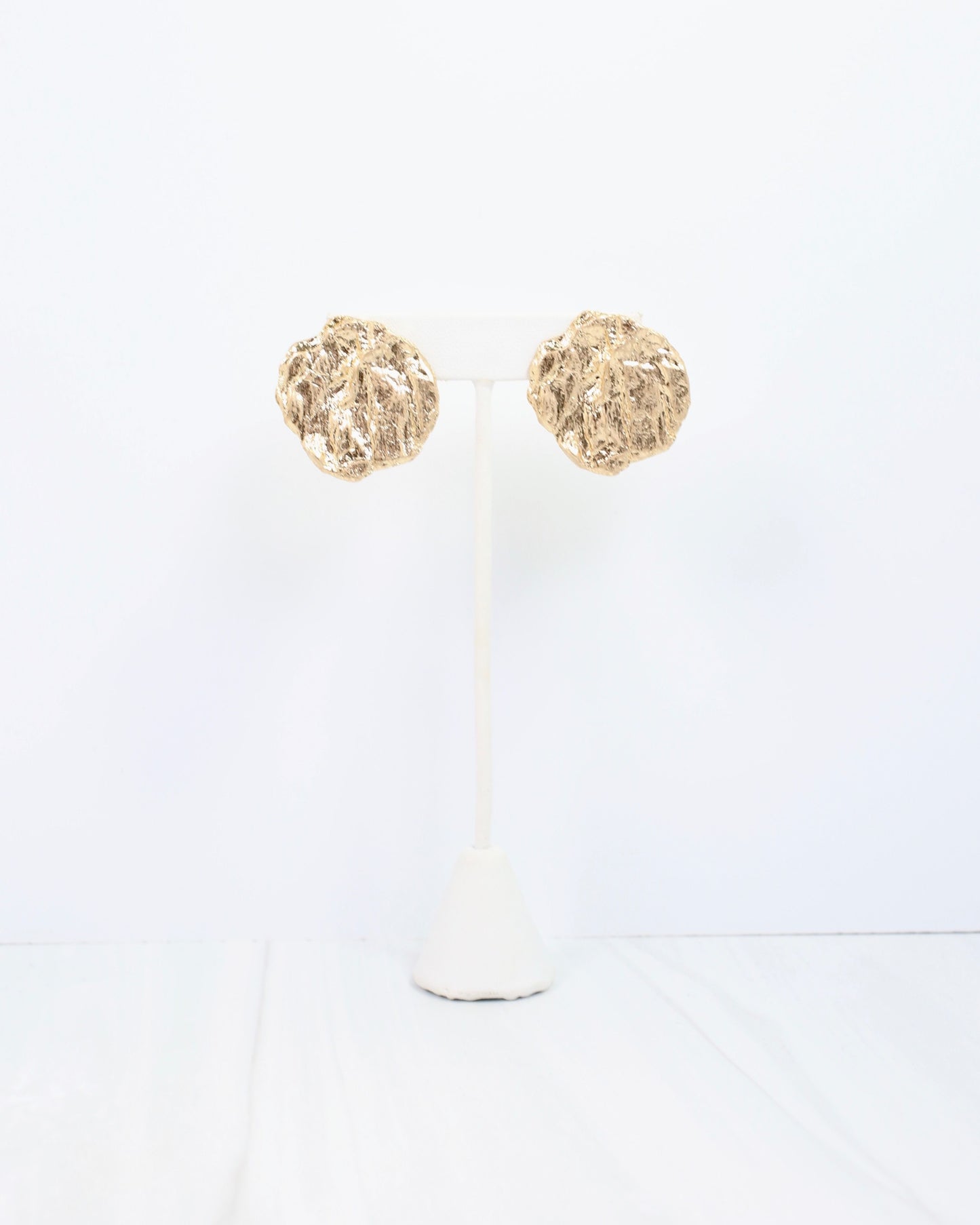Ingham Textured Round Earring Worn Gold