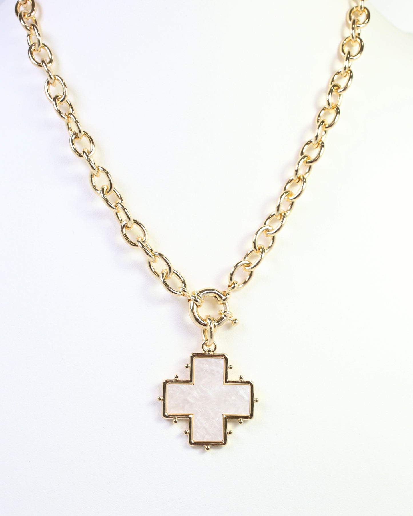 Jaclyn Opal Cross Link Necklace Gold