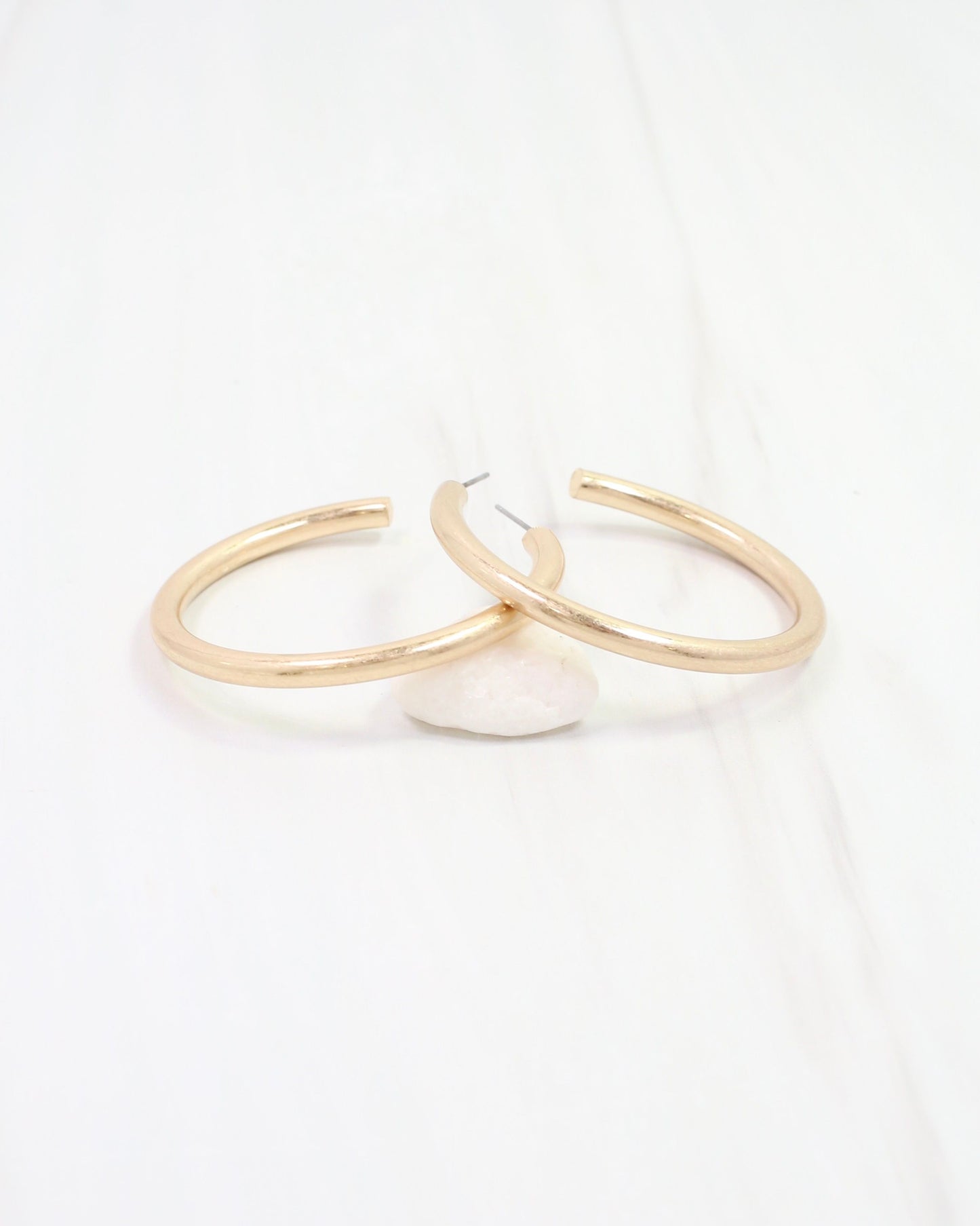 Lexi Large Hoop Earring WR Worn Gold